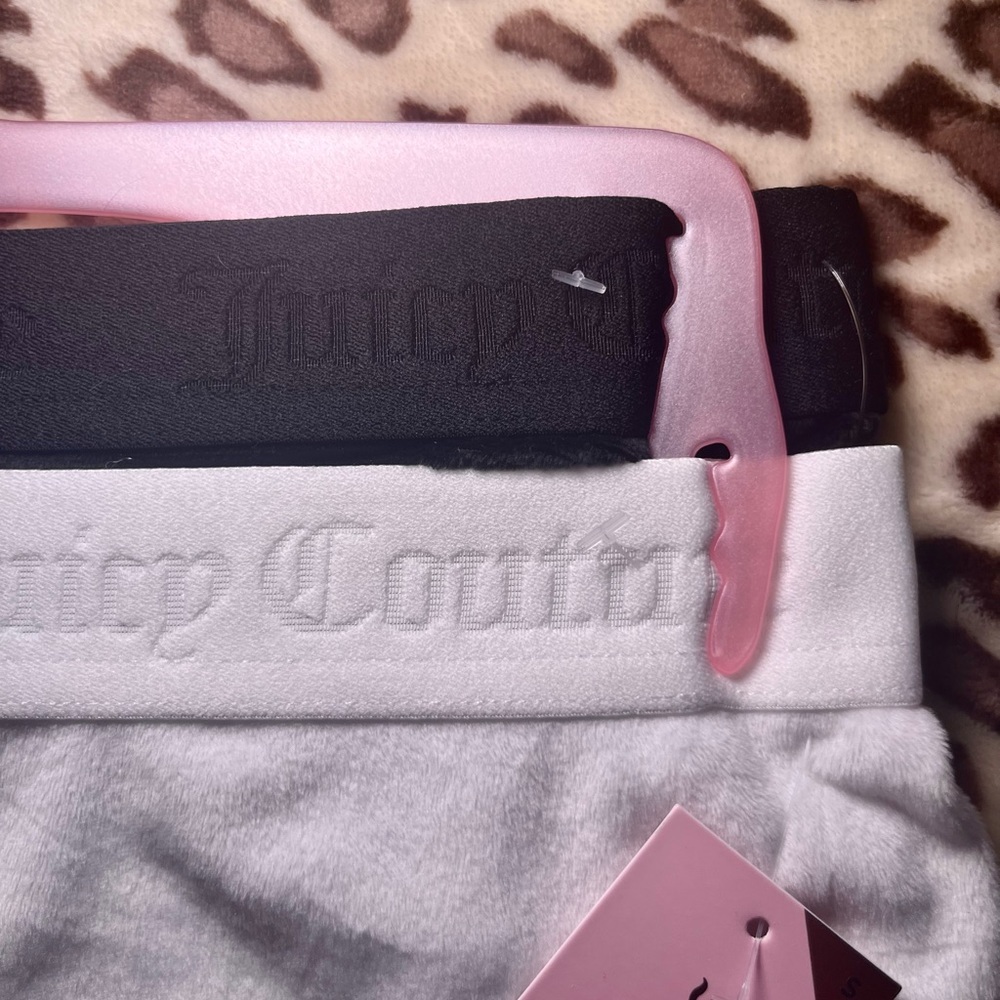 SOLD! Juicy Couture Velour Shorts - Picture 3 of 5